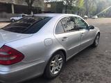 Mercedes-Benz E 220 2004 года за 4 500 000 тг. в Алматы – фото 2