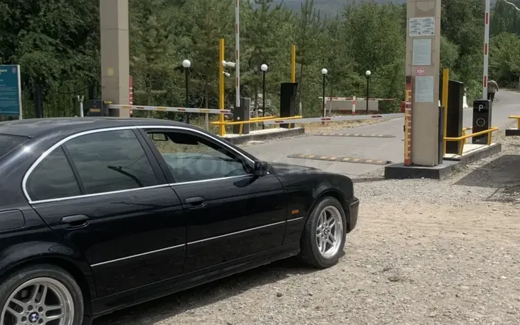 BMW 525 1998 года за 2 900 000 тг. в Шымкент