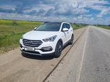 Hyundai Santa Fe 2017 годаүшін11 500 000 тг. в Рудный