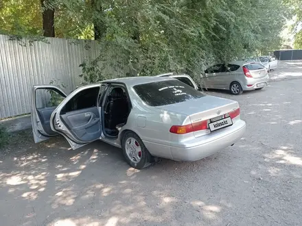 Toyota Camry 1999 года за 3 700 000 тг. в Алматы – фото 15