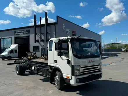 JAC  N90 (рестайлинг) 2026 года за 18 100 000 тг. в Костанай