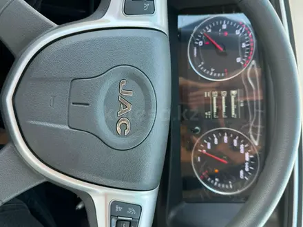 JAC  N90 (рестайлинг) 2026 года за 18 100 000 тг. в Костанай – фото 10