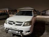 Toyota Hilux 2006 года за 4 000 000 тг. в Астана – фото 3