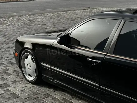 Mercedes-Benz E 55 AMG 2001 года за 8 900 000 тг. в Шымкент – фото 7