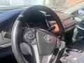 Toyota Camry 2014 годаfor2 777 777 тг. в Актобе – фото 2