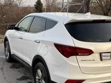 Hyundai Santa Fe 2016 годаfor6 450 000 тг. в Алматы – фото 3