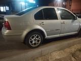 Volkswagen Bora 2000 года за 1 200 000 тг. в Караганда – фото 5