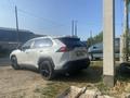 Toyota RAV4 2022 года за 15 800 000 тг. в Костанай – фото 2