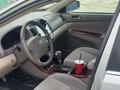 Toyota Camry 2005 года за 5 500 000 тг. в Атырау – фото 10