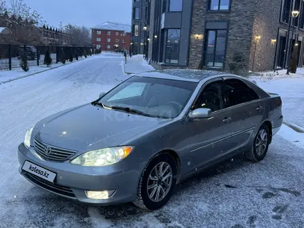 Toyota Camry 2005 года за 5 500 000 тг. в Атырау – фото 5