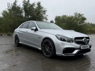 Mercedes-Benz E 400