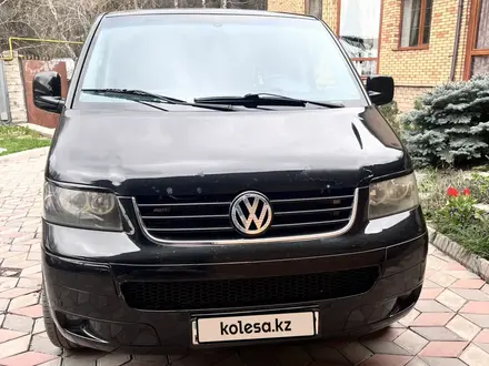 Volkswagen Multivan 2007 года за 12 000 000 тг. в Алматы