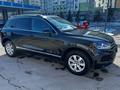 Volkswagen Touareg 2010 года за 9 999 999 тг. в Астана – фото 3