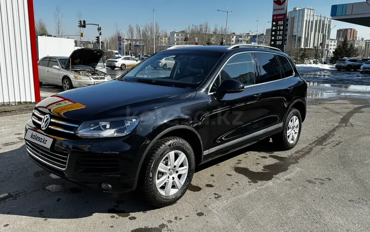 Volkswagen Touareg 2010 года за 9 999 999 тг. в Астана