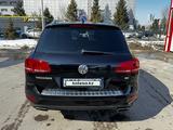 Volkswagen Touareg 2010 года за 9 499 999 тг. в Астана – фото 5