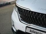 Kia Carnival 2022 года за 23 184 243 тг. в Актау