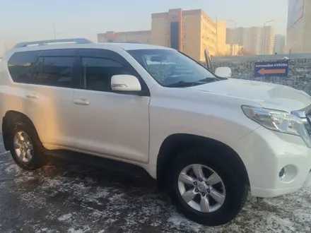 Toyota Land Cruiser Prado 2013 года за 18 500 000 тг. в Астана – фото 2