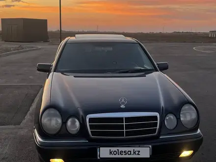 Mercedes-Benz E 230 1996 года за 2 300 000 тг. в Кордай