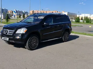 Mercedes-Benz GL 550