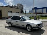 BMW 520 1994 года за 3 100 000 тг. в Астана – фото 2