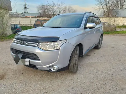 Mitsubishi Outlander 2012 года за 7 199 999 тг. в Алматы – фото 2