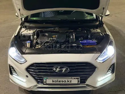 Hyundai Sonata 2019 года за 8 600 000 тг. в Шымкент – фото 17