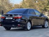 Toyota Camry 2015 года за 10 700 000 тг. в Экибастуз – фото 4