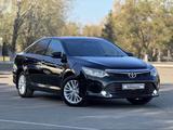 Toyota Camry 2015 года за 10 700 000 тг. в Экибастуз – фото 2