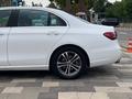 Mercedes-Benz E 200 2021 года за 15 290 000 тг. в Алматы – фото 31
