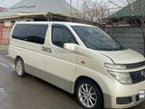 Nissan Elgrand 2004 года за 7 000 000 тг. в Алматы – фото 2