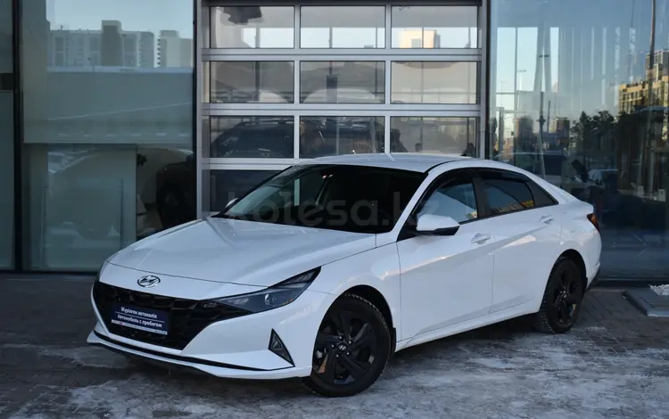 Hyundai Elantra 2021 года за 8 590 000 тг. в Астана