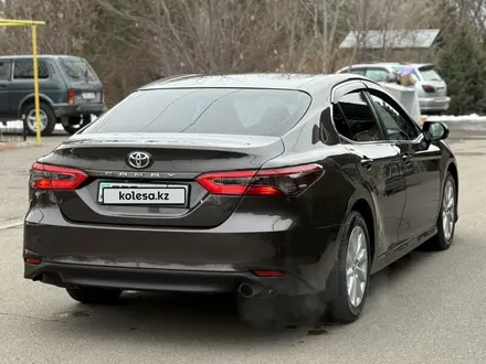 Toyota Camry 2018 года за 10 000 000 тг. в Алматы – фото 10