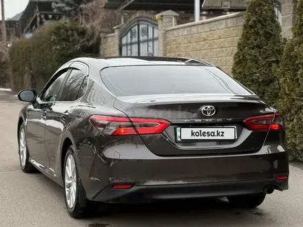 Toyota Camry 2018 года за 10 000 000 тг. в Алматы – фото 11