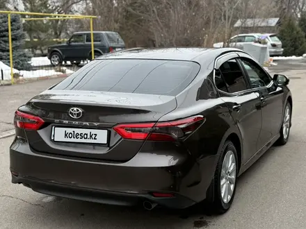 Toyota Camry 2018 года за 10 000 000 тг. в Алматы – фото 15