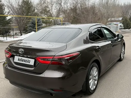 Toyota Camry 2018 года за 10 000 000 тг. в Алматы – фото 20