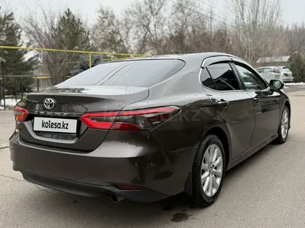Toyota Camry 2018 года за 10 000 000 тг. в Алматы – фото 21