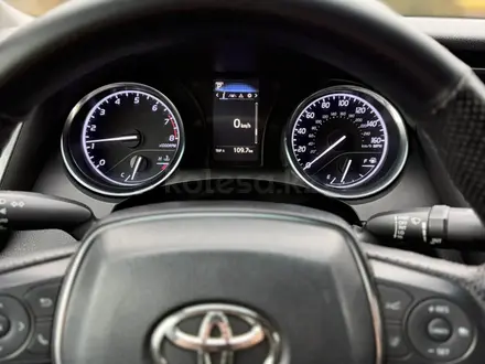 Toyota Camry 2018 года за 10 000 000 тг. в Алматы – фото 54
