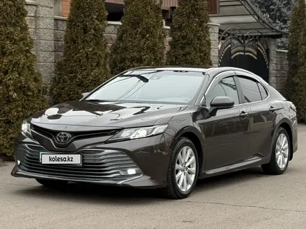 Toyota Camry 2018 года за 10 000 000 тг. в Алматы – фото 7