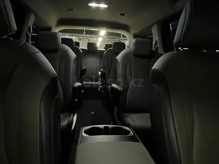 Kia Carnival 2023 года за 25 500 000 тг. в Алматы – фото 9