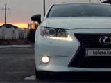 Lexus ES 250 2015 года за 14 000 000 тг. в Актау – фото 2
