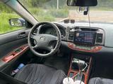 Toyota Camry 2004 года за 3 800 000 тг. в Уральск