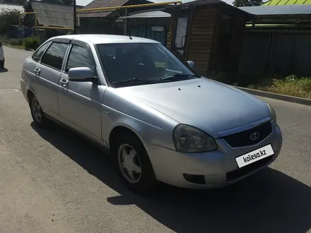 ВАЗ (Lada) Priora 2172 2013 года за 2 000 000 тг. в Алматы – фото 2