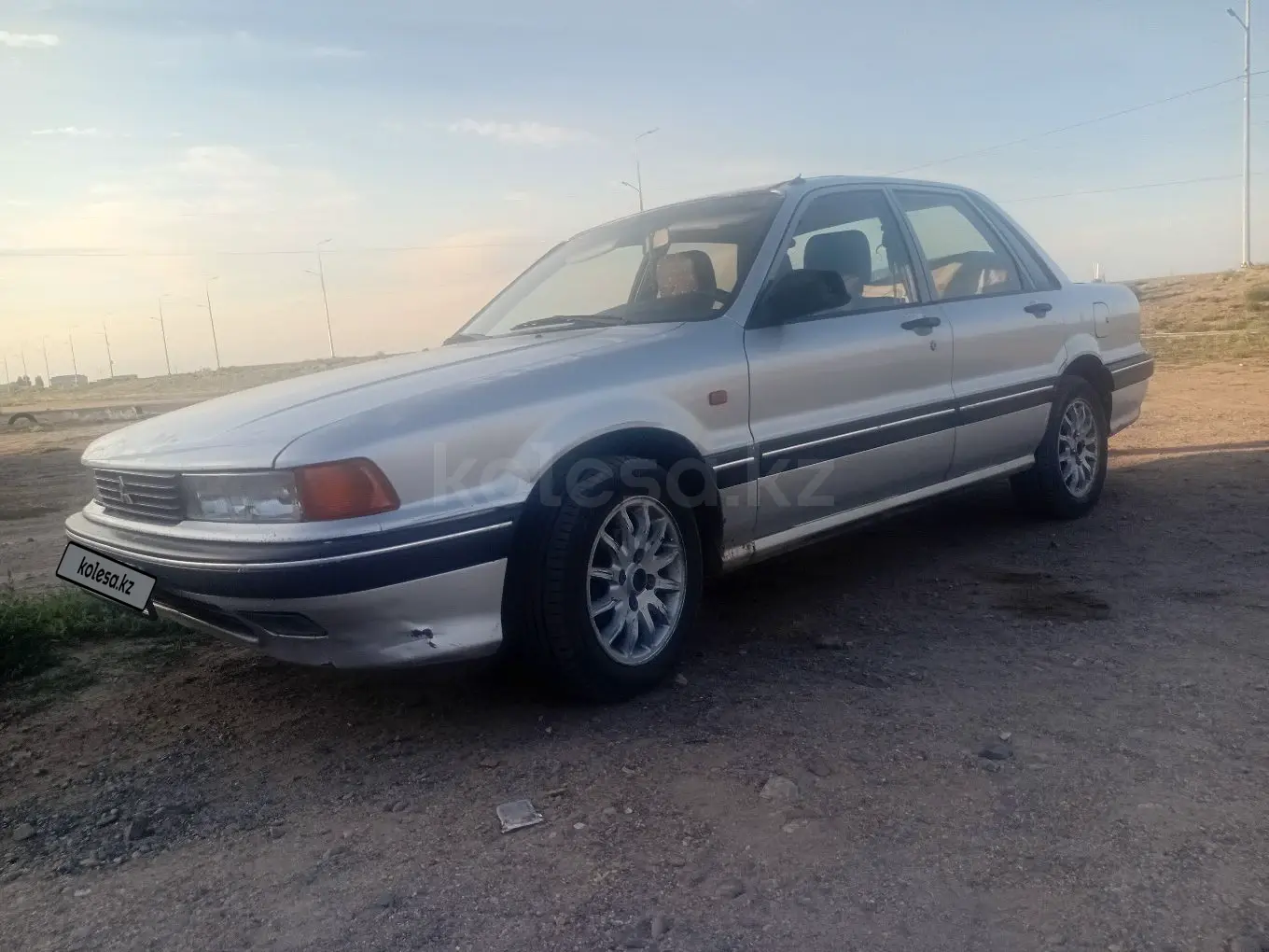 Mitsubishi Galant, 1992