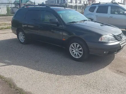 Toyota Avensis 2001 года за 3 600 000 тг. в Алматы – фото 3