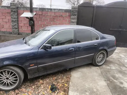 BMW 528 1997 года за 2 850 000 тг. в Тараз – фото 4