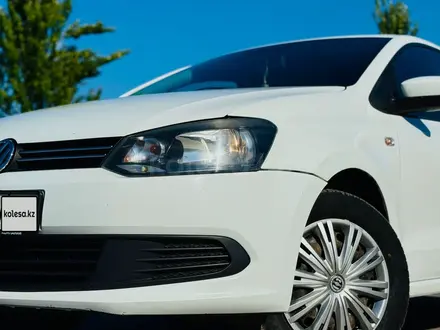 Volkswagen Polo 2015 года за 4 500 000 тг. в Костанай – фото 2