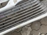 Решетка радиатора Toyota Camry 70 за 40 000 тг. в Караганда – фото 4