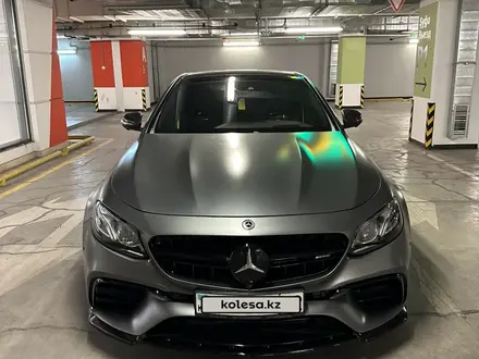 Mercedes-Benz E 63 AMG 2017 года за 39 000 000 тг. в Алматы – фото 2