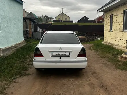 Mercedes-Benz C 200 1996 года за 1 500 000 тг. в Кокшетау – фото 28