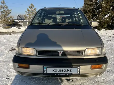 Mitsubishi Space Wagon 1992 года за 2 400 000 тг. в Алматы – фото 9